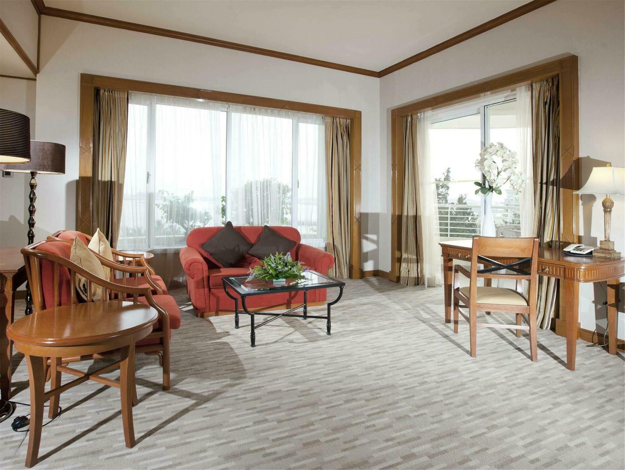Dorsett Grand Labuan Hotel Kültér fotó
