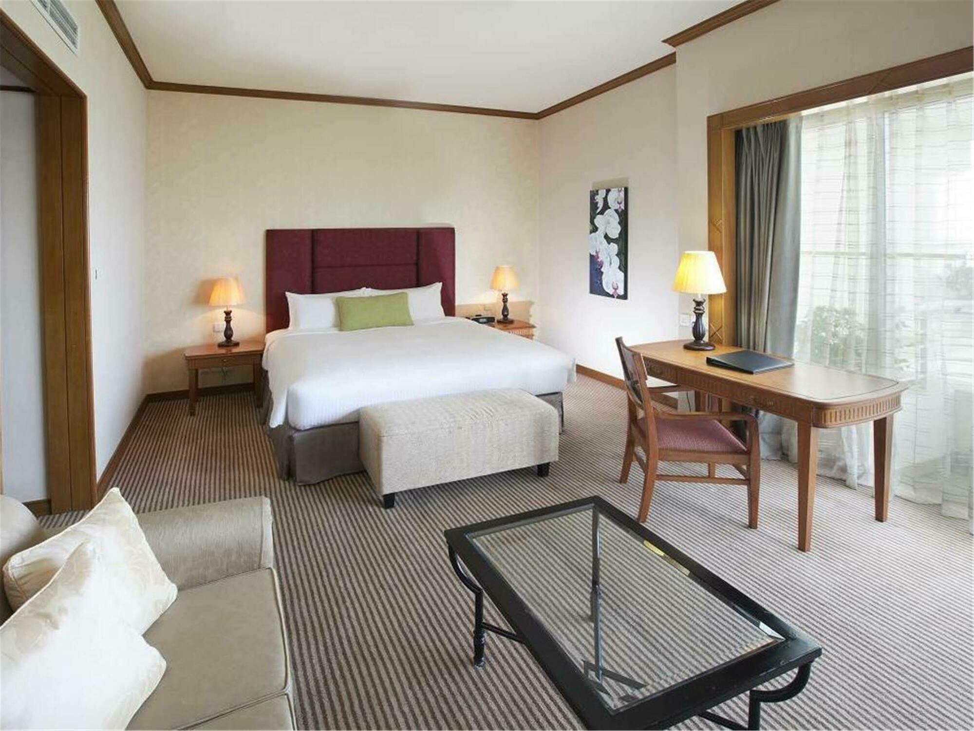 Dorsett Grand Labuan Hotel Kültér fotó